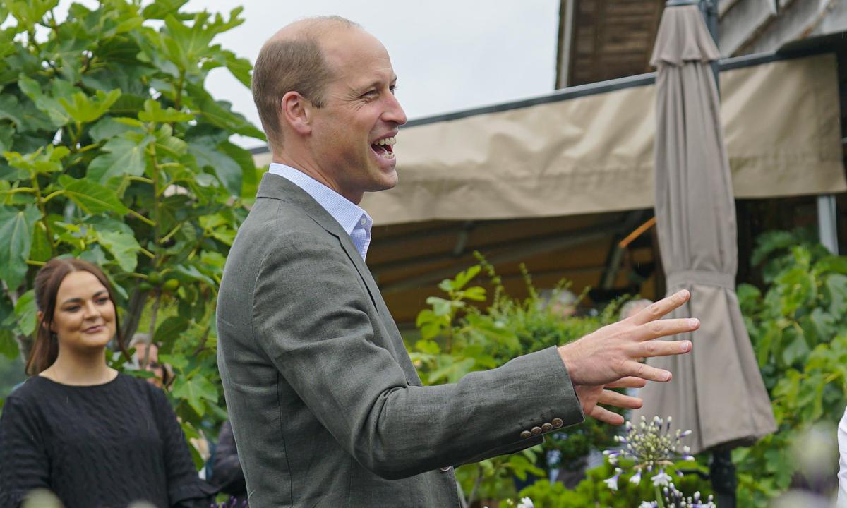 Prince William jokes about his hair loss