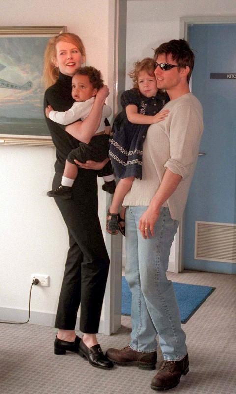 Nicole Kidman And Tom Cruise With Children