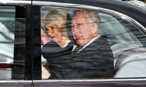 Rey Carlos y la reina Camilla