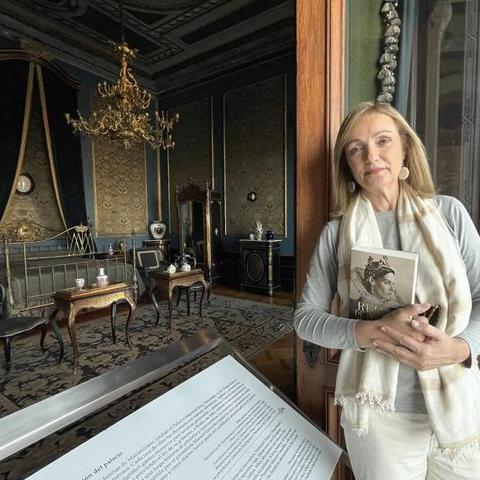 Cristina Morató en el Castillo de Chapultepec en la Ciudad de México