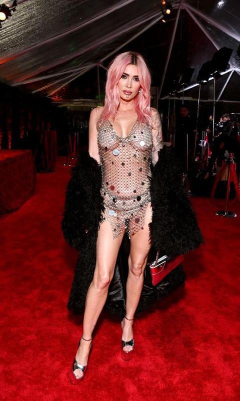 Megan Fox asistió a una fiesta por los premios Grammy