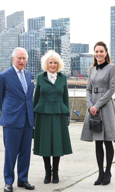 El rey Carlos, la reina Camilla y Kate Middleton