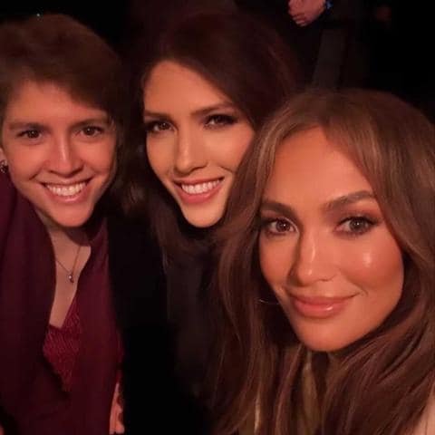 Jennifer Lopez y sus hermanas