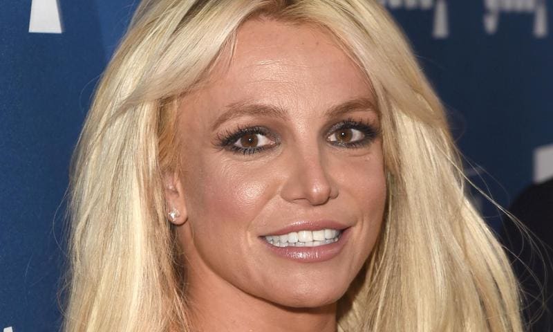 Britney Spears reveals how she twisted…