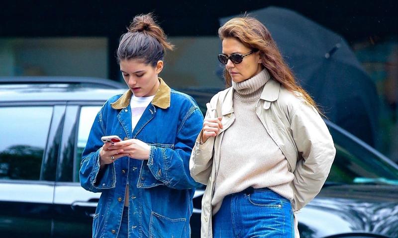 Katie Holmes and Suri Cruise join latest fashion trend in New York City outing